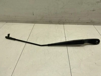 VOLVO V50 T5 2005 FRONT RIGHT PASSENGER  WINDSHIELD WIPER ARM  FACTORY - Image 1 of 4