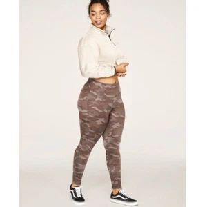 New Victoria's Secret Pink Fleece Lined High Waist Camo Leggings XS  - Picture 1 of 4