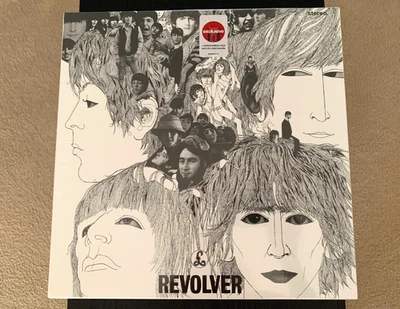 THE BEATLES  REVOLVER  EXCLUSIVE LIMITES EDITION BUNDLE W/ LG T SHIRT AND NEW LP - Image 1 of 4