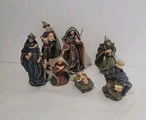 Presepe in resina in miniatura Kurt Adler 7 pezzi - Foto 1 di 6