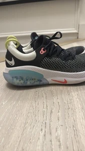 Nike 9.5 - Picture 1 of 8