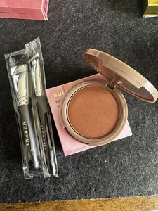 Mally XO Powder Bronzer Deep Matte Finish, 0.38 oz plus 2 Morphe brushes - Picture 1 of 9