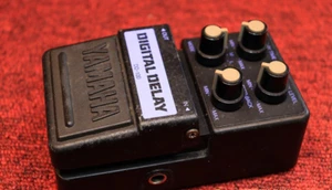 USED YAMAHA DD-100 / DIGITAL DELAY Guitar Effects Pedal Free ShippingDS09591310- - Picture 1 of 10