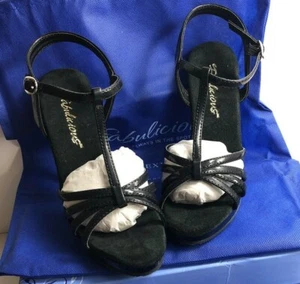 Fabulicious 4.5" Heel Mini Platform Patten Black Strap Sandals Size 6  - Picture 1 of 7