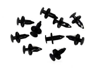 Retenedor de cubierta de parachoques Foto 1 de 4