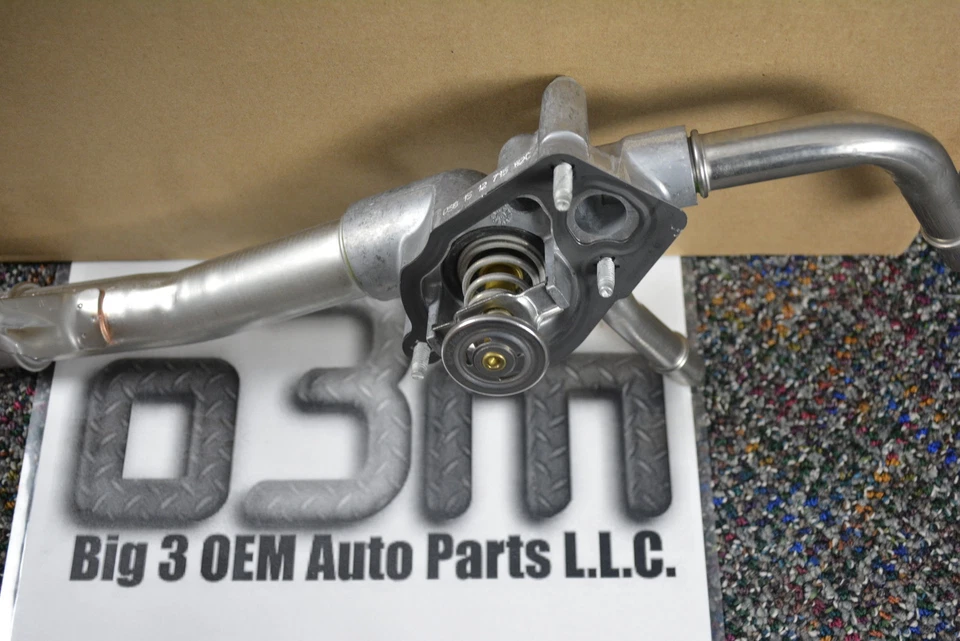 2007-2017 Traverse Acadia Enclave 3.6L Engine Thermostat & Housing new OEM GM - Image 1 of 4