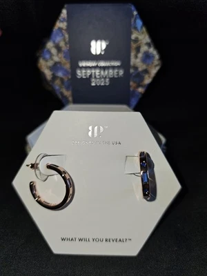 PENDIENTES BOMB PARTY SEPTIEMBRE ER73391 "UN TONO MÁS PROFUNDO" Foto 1 de 4