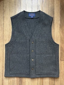 Pendleton 100% Wool Sz M Gray Vest Snap Pockets Mens - Picture 1 of 11