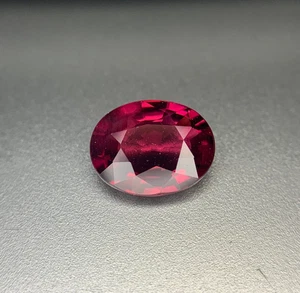 Natural Elegant  African Garnet 2.02ct Red Rhodolite 9mm Oval Cut loose Gemstone - Picture 1 of 15