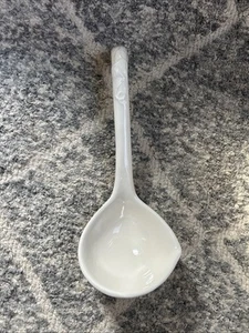 Vtg Ironstone Large 9.5” Soup Tureen Ladle Farmhouse Creamware - Picture 1 of 4