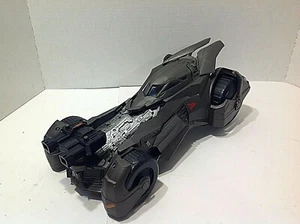 Batman Vs Superman Epic Strike Batmobile Car DC Comics Mattel DHY29 - Picture 1 of 7