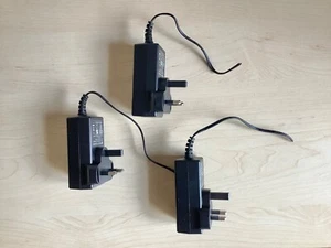 3 x Switch-mode PSU 100-240V 0.7A~ Input / 12V dc 2.0A 24W Output New & unused. - Picture 1 of 2