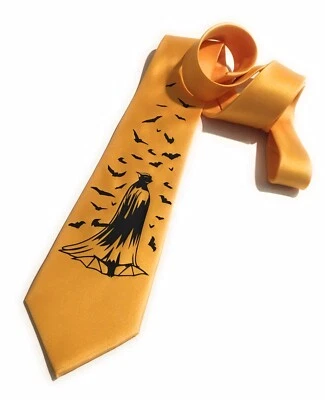 Murciélagos, corbata amarilla dorada, súper genial Foto 1 de 4