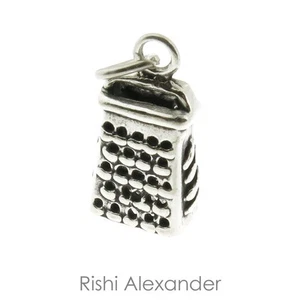 925 Sterling Silver Cheese Grater Charm American Made - Picture 1 of 2