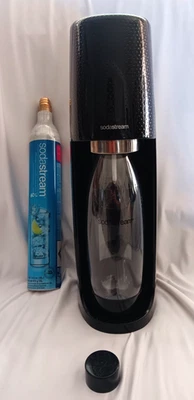 Máquina de agua con gas SodaStream SPT-001 Pop Soda Maker con botella/Co2 Foto 1 de 4