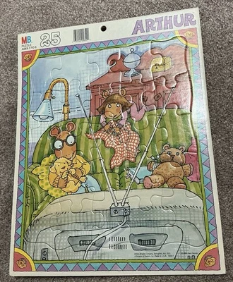Vintage 1998 Arthur D.W. Puzzle Frame Tray 25 Pcs. Milton Bradley Toy Marc Brown - Image 1 of 2