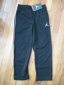 NIKE JORDAN Boys THERMA-FIT Athletic Pants Black / White - Sizes 4 5 6 7 NWT - Picture 1 of 3