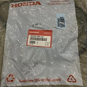Genuine Honda 2016-2020 Civic AM/FM Antenna Feeder Assembly 39160-TBA-A01 - Picture 1 of 3