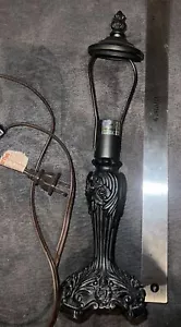 Schwarzer Lampensockel, Rosen, 14 Zoll hoch, elektrisch - Bild 1 von 6