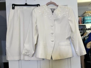 Le Suit 2 Piezas Falda Traje 6P Blanco Marfil Borde Festoneado Trabajo Carrera Leer - Imagen 1 de 11