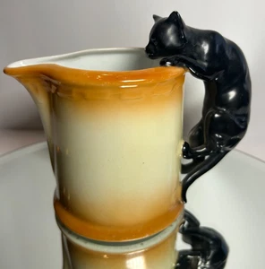 FRÜHES KÖNIGLICHES BAYREUTH PORZELLAN SCHWARZE KATZE GRIFF MILCHKÄNNCHEN KRUG 5 1/4" SELTEN - Bild 1 von 6