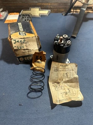 Echlin Selonoid Starter Switch ST107 12v NOS OEM NAPA Part Universal Starter New - Image 1 of 4