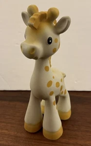 Nuby Jackie the Giraffe Natural Rubber Squeaker Teether Baby Teething Toy - Picture 1 of 5