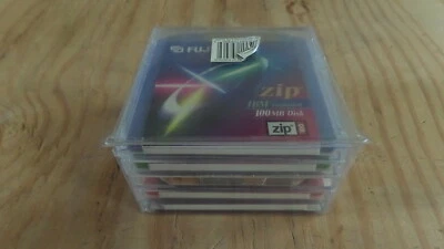 5 fujitsu zip 100 disks 4 new sealed, 1 used? - Image 1 of 2