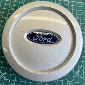 Ford Expedition Hub Wheel Center Cap Silver 4L14-1A096-CB 6L14-1A096. U12 - Picture 1 of 5
