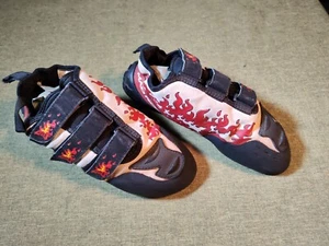 Mad Rock rot schwarz Klettern Triple Vlcro Schuhe Gr. 7 Joshua Tree Special - Bild 1 von 4