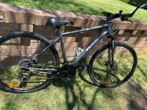 Trek Mountain Bike - Like New - Picture 1 of 13
