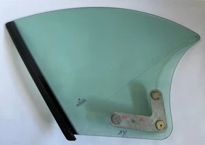 Seitenscheibe hinten links grüncolor VW New Beetle Cabrio BJ. 2005 1Y0845297B - Bild 1 von 5