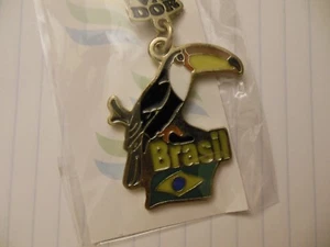 Brazilian *{ Flag & Tucan } * Keychain *** Free Shipping** - Picture 1 of 5