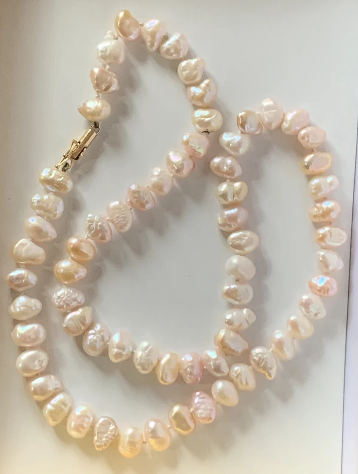 "Collar vintage de 8 mm anudado a mano de perlas barrocas de oro de 14 k cierre de barril 18""" Foto 1 de 4