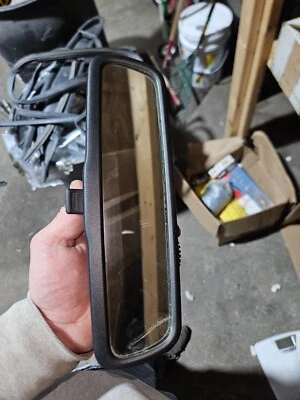 Espejo retrovisor interior Mopar 68319325AA Foto 1 de 2