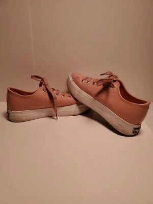 Mudd Womens Shoes Size 9 Pink Lace Up Low Profile Great Shape  - Image 1 of 4