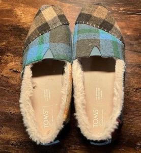 TOMS Wool Plaid Faux Shearling Flats Women’s 7.5 Cozy Slippers Slip-On Shoes - Picture 1 of 3
