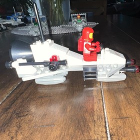 LEGO 6842 Small Space Shuttle Craft Space Set with Spaceman Minifigure 1981