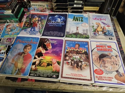 Kids Movie Vhs Lot(8) Clamshell We're Back Antz Casper Wonka Pinocchio Babe - Image 1 of 4