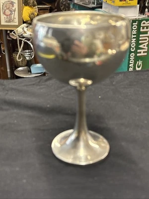 Антикварный кубок из чистого серебра Sheffield 1926 JDWD 76 г высота 13 см - Изображение 1 из 4