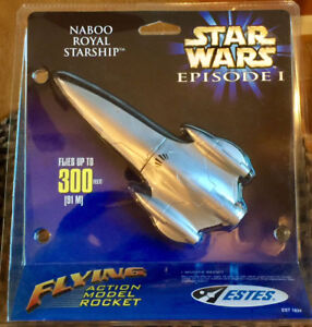 Star Wars Episode I Naboo Royal Starship Estes Flying Action Model Rocket 1999