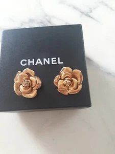 Chanel Ohrringe Kamelie - Bild 1 von 4