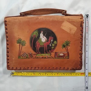 Borsa vintage in pelle lavorata a mano timbrata anni 60 uomo borsetta messenger tote Africa - Foto 1 di 20