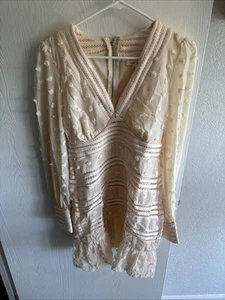 Just Me Trinity Cream V Neck Crochet Dress. Size Small. Measurements In Descri - Picture 1 of 4