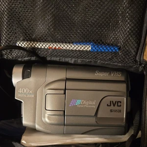 JVC GR-SXM720U Super VHS-C Camcorder 400x Digit Zoom W/Charger & Battery *READ* - Picture 1 of 10