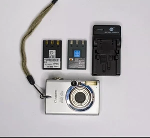 Digitalkamera Canon IXUS 500 / PowerShot Digital ELPH S500 5.0MP - Silber Lomo - Bild 1 von 13