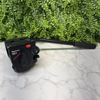 Manfrotto 501 Head with pan handle - Image 1 of 4