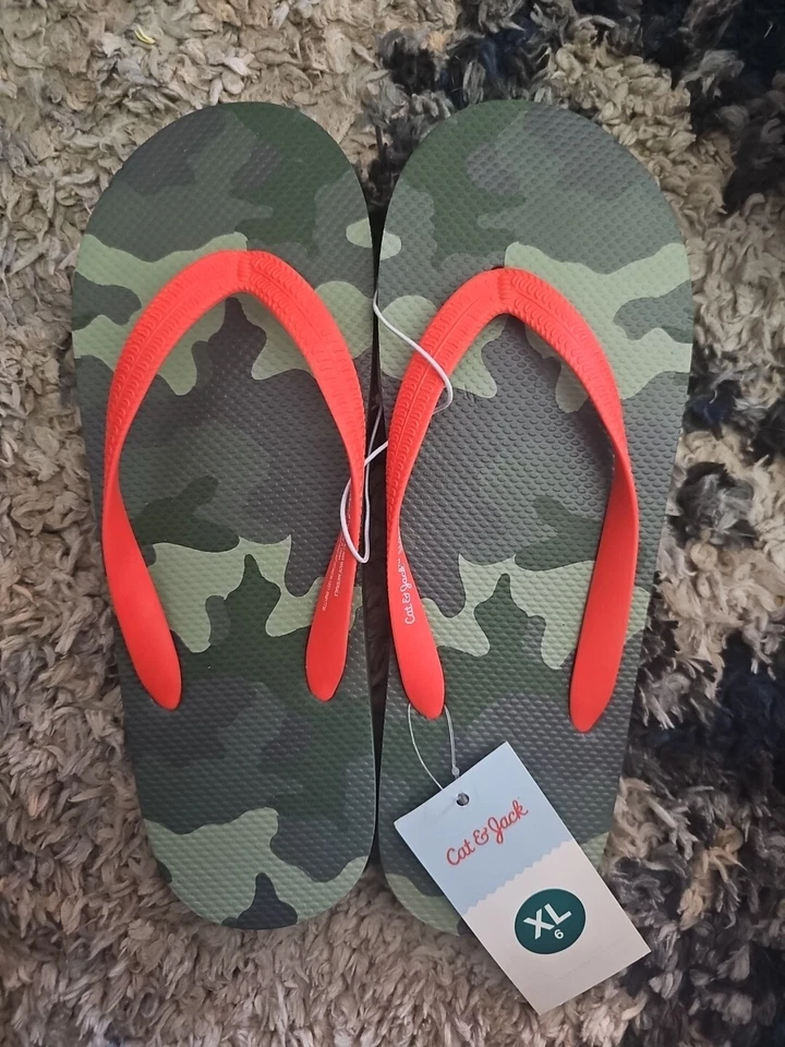 NEW Cat & Jack Big Kid's Sam Camo/Orange Flip Flop, Sz. 6 (XL) - Image 1 of 1