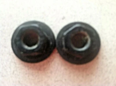 BMW 328i E90 2004-2012 - 2 puertas bisagra tuerca hexagonal ~ 07146970706	 Foto 1 de 3