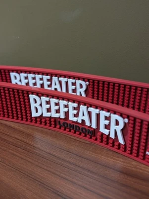 (2) Beefeater English Gin - Alfombra de derrame de riel de barra de goma de marca promocional - Usada Foto 1 de 2